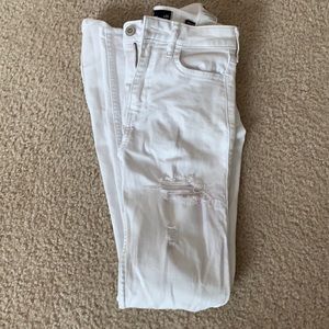 White Hollister jeans